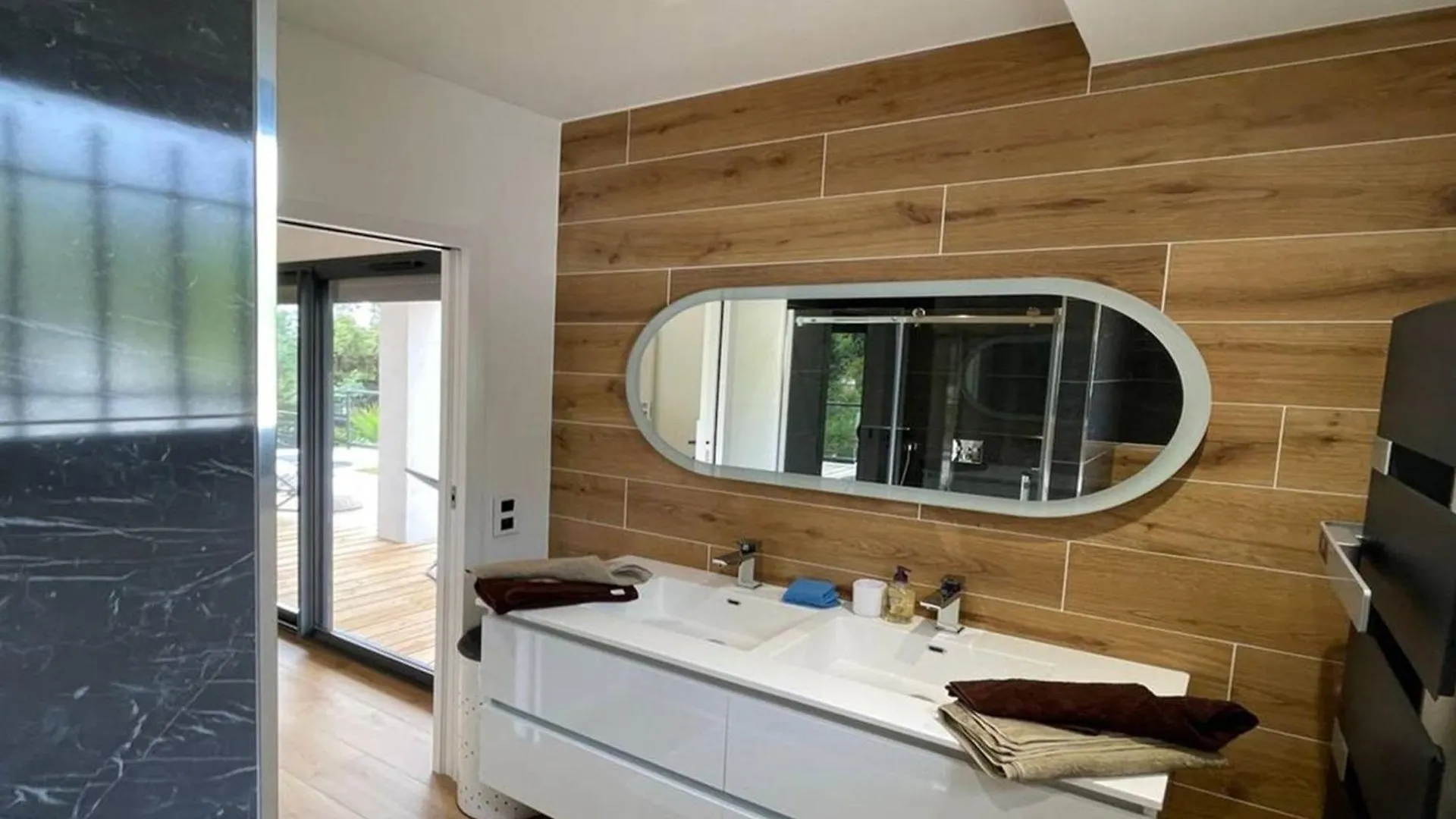 Villa Contemporaine Avec Piscine Et Climatisation A St Aygulf - Fr-1-768-113 Frejus France